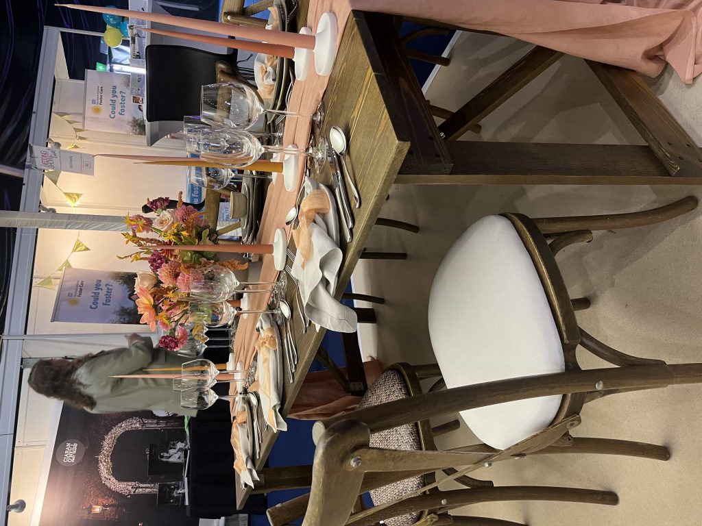 Crossback chair