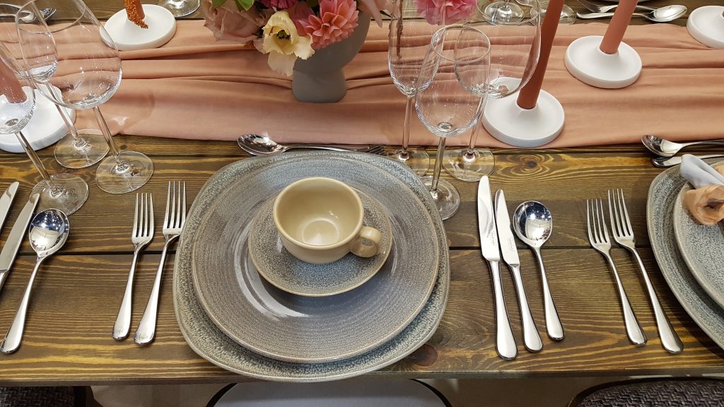 Tableware