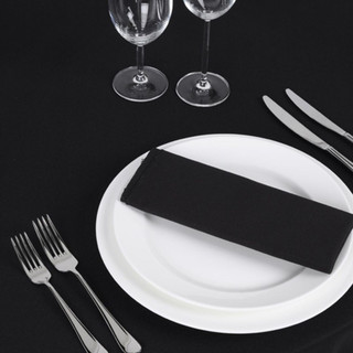 Black 130″ Round Cloth